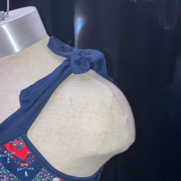 Women’s Heart & Arrow Summer Romper Size S (7/8) Chevron Pattern Flowered - Picture 5 of 9